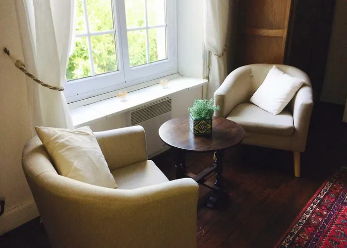 Le Manoir Des Doyens بيت للعطل