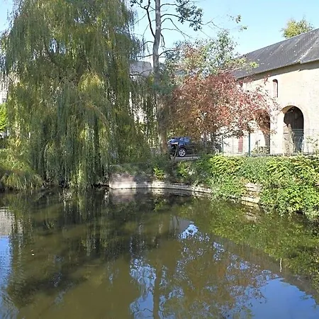 Le Manoir Des Doyens بيت للعطل *
