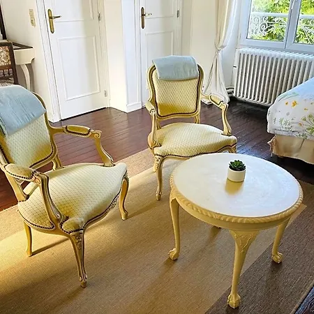بيت للعطل Le Manoir Des Doyens *