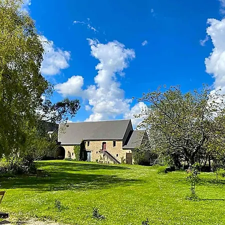 Le Manoir Des Doyens بيت للعطل *