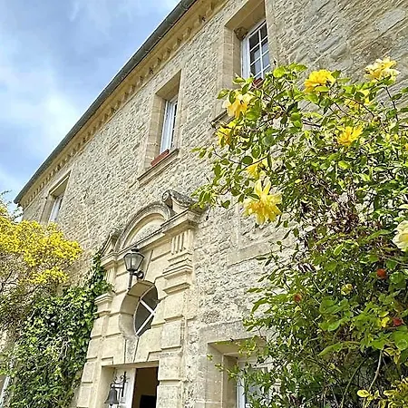 Le Manoir Des Doyens * بايو