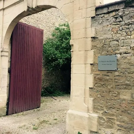 Le Manoir Des Doyens Casa de Férias
